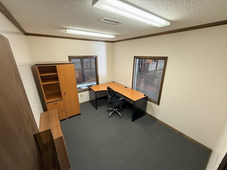 More Photos Of 144 Industrial Dr, Forest City Warehouse For Lease