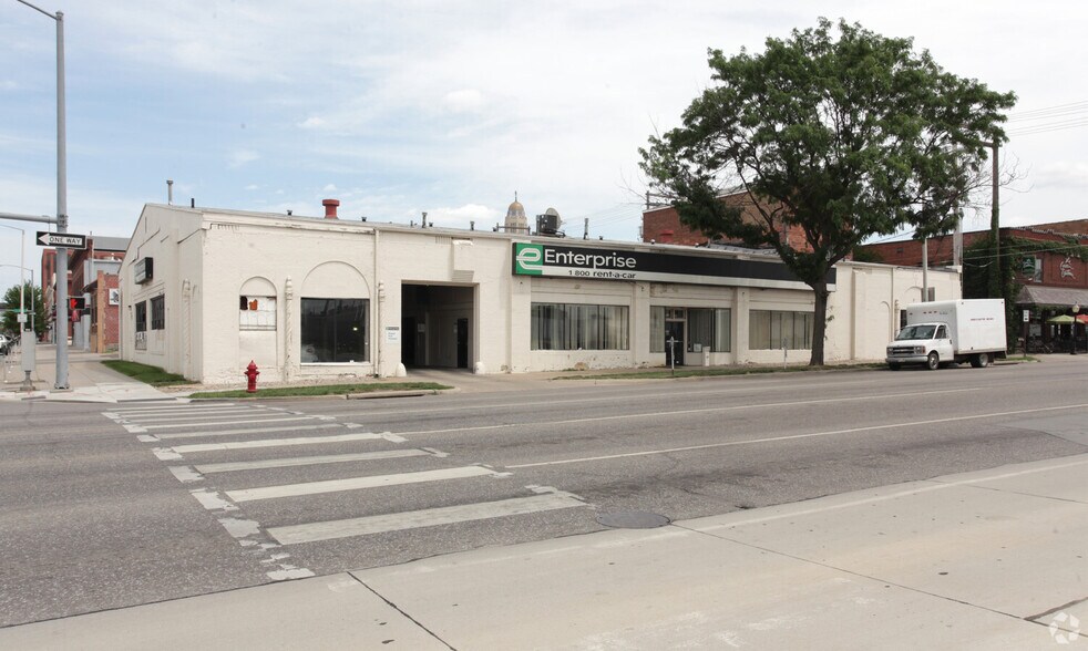 Primary Photo Of 310 S 10th St, Lincoln Storefront For Lease
