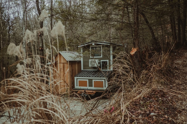 More Photos Of 242 Cave Road Holw, Rogers Hotel For Sale