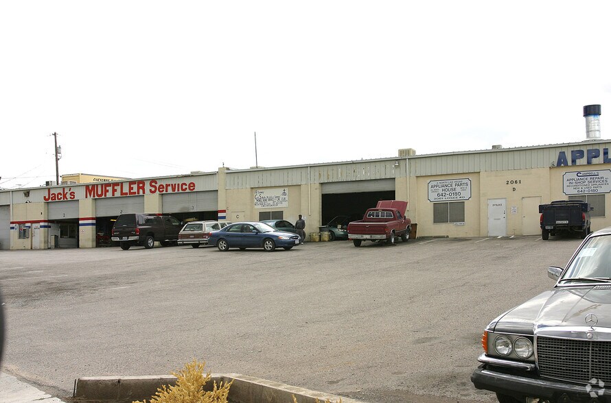 More Photos Of 2061 Losee Rd, North Las Vegas Auto Repair For Sale