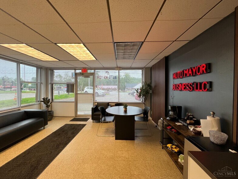 More Photos Of 1611 State Route 28, Loveland Freestanding For Lease