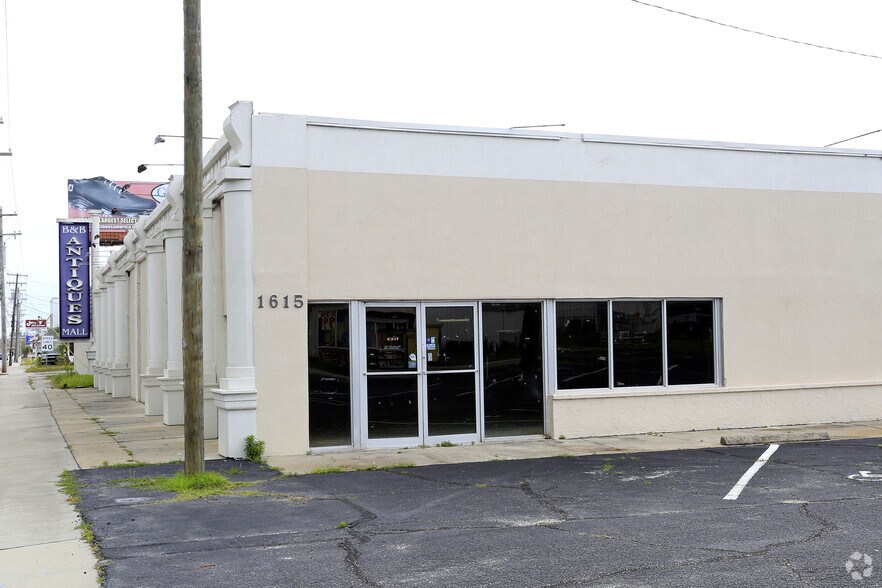 More Photos Of 1615 Highway 17 S, North Myrtle Beach Freestanding For Lease