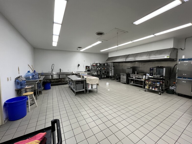 More Photos Of 4166 Lower Saucon Rd, Hellertown Specialty For Sale