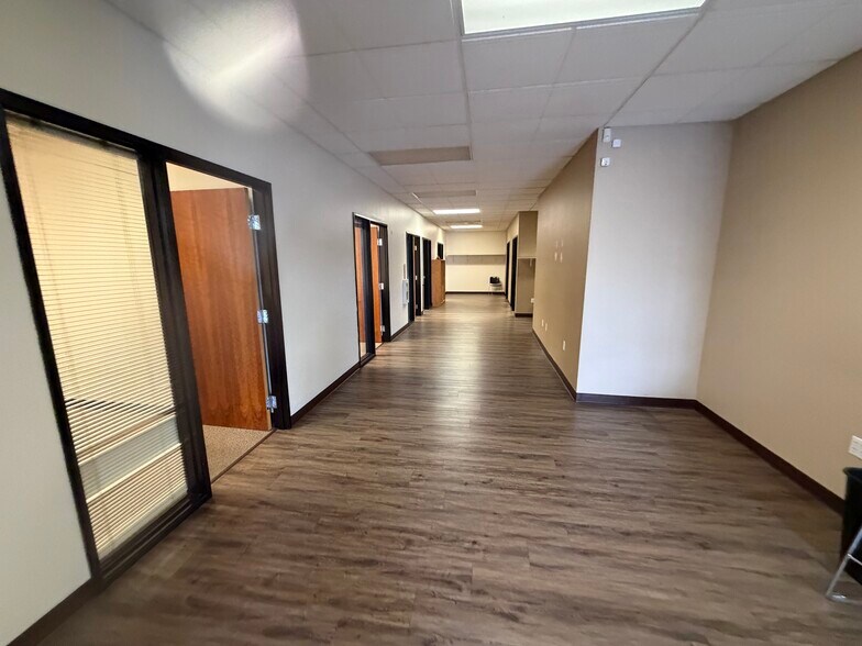 More Photos Of 3225 Monier Cir, Rancho Cordova Flex For Lease