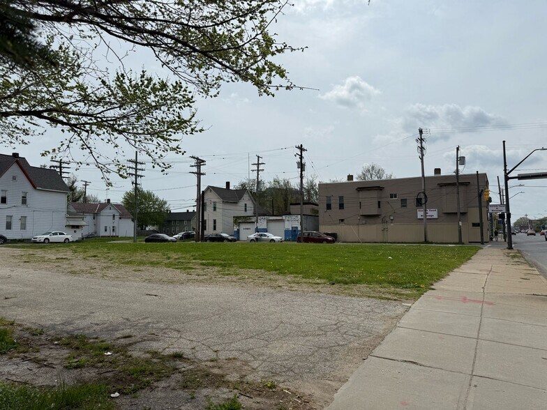 More Photos Of 3257 W 25th St, Cleveland Land For Lease
