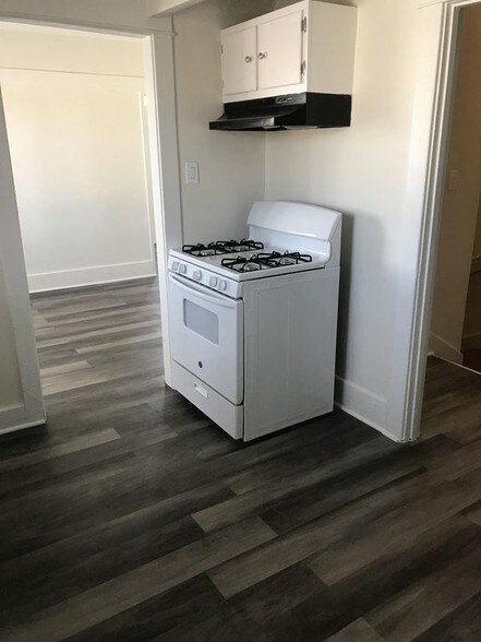 More Photos Of 1089 E 7th St, Long Beach Apartments For Sale