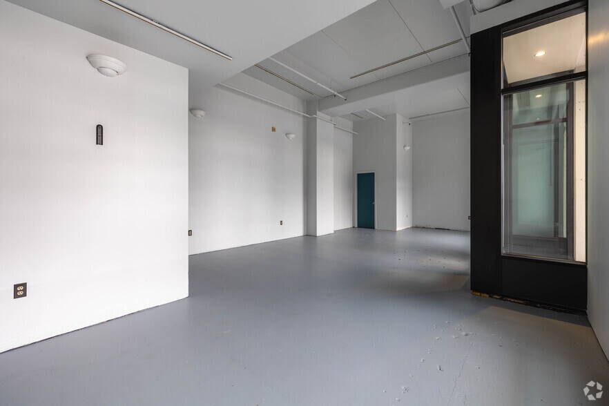 More Photos Of 1001-1011 Western Ave, Seattle Office For Lease