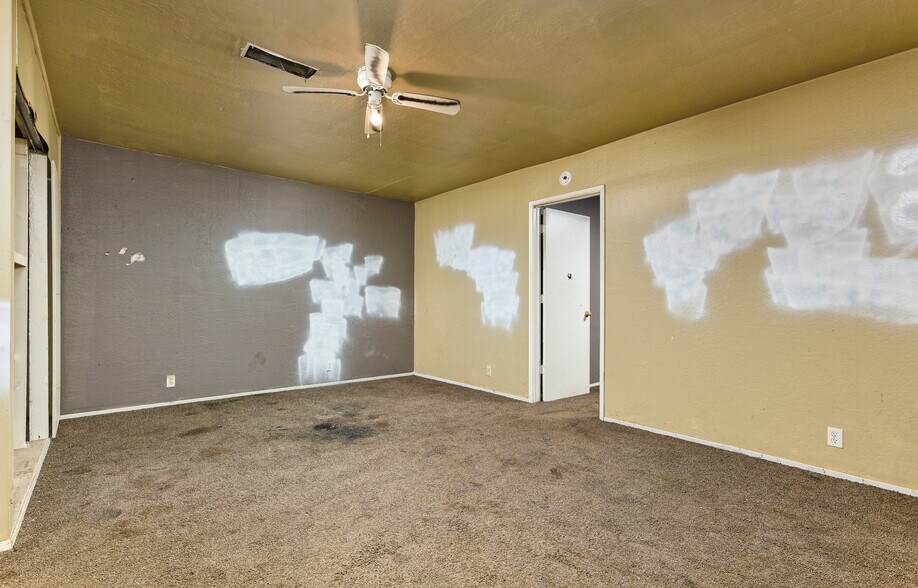 More Photos Of 6022 Pony Express Trl, Pollock Pines Freestanding For Sale