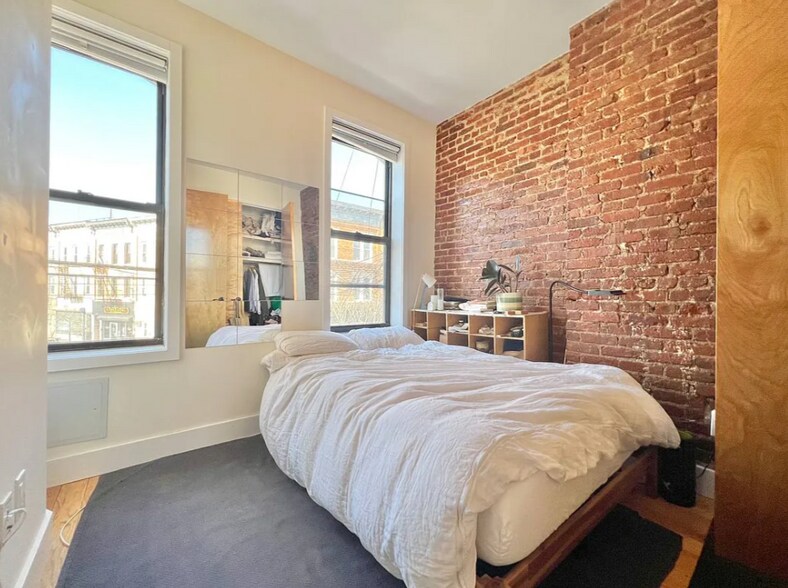 More Photos Of , Ridgewood Unknown For Sale