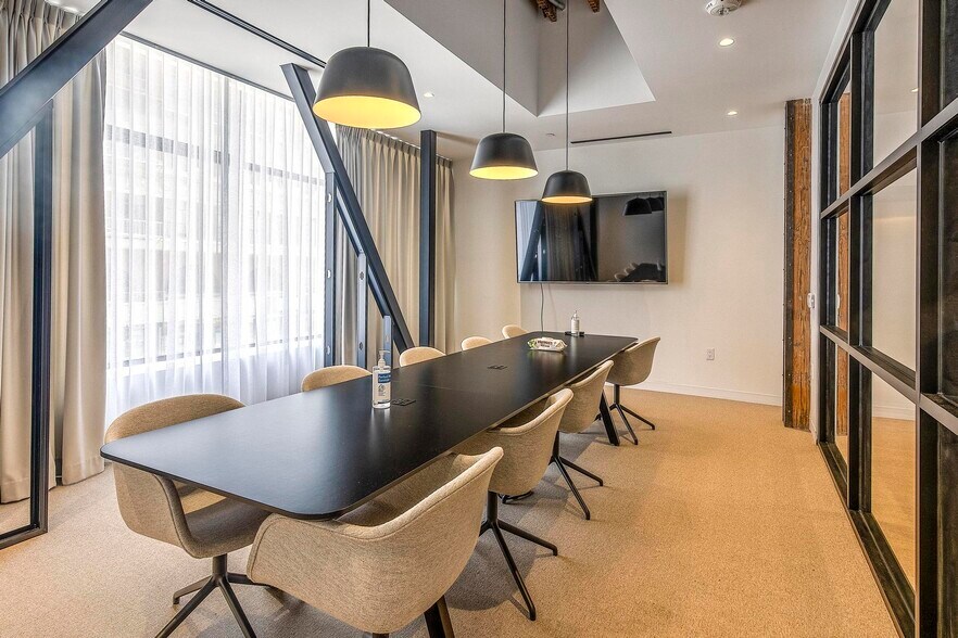 More Photos Of 510-514 S Broadway, Los Angeles Office For Lease