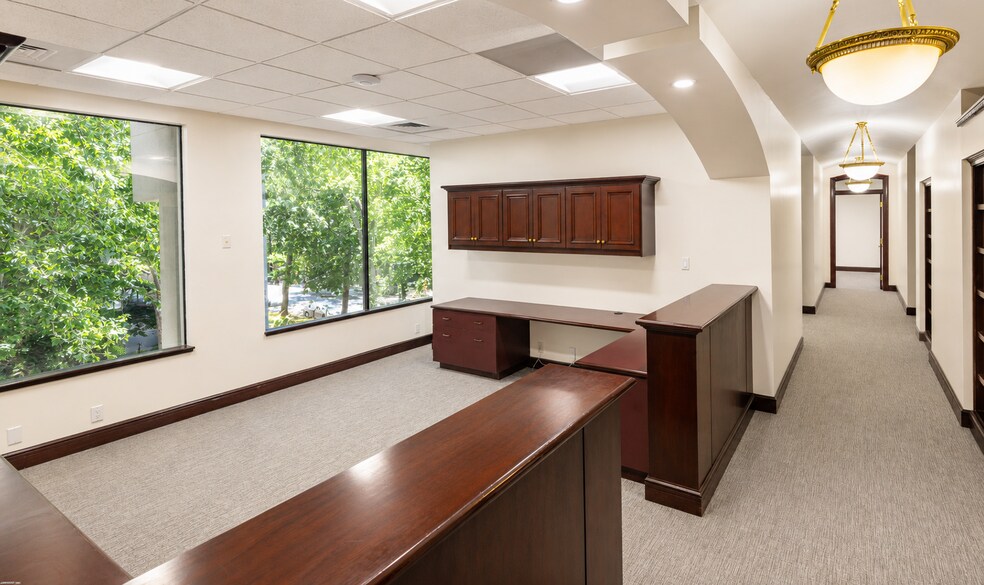 More Photos Of 1001 G St, Sacramento Office For Lease
