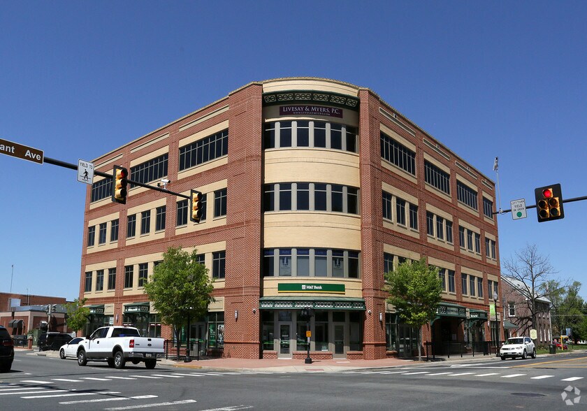 More Photos Of 9408 Grant Ave, Manassas Office For Lease