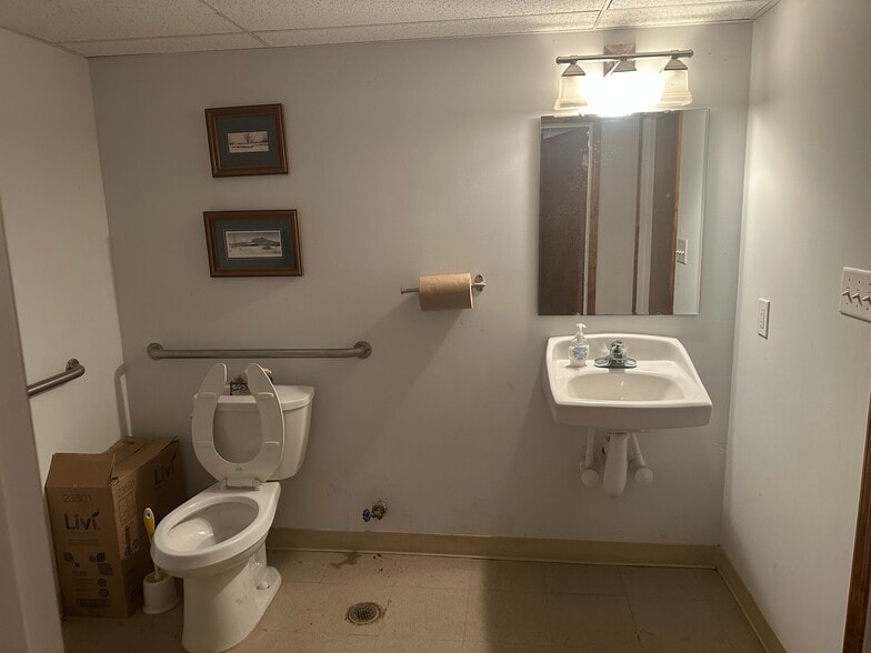 More Photos Of 972 S NC 16 Business Hwy, Stanley Office For Lease