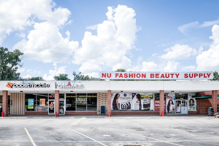 More Photos Of 12103-12145 Bellefontaine Rd, Saint Louis General Retail For Sale