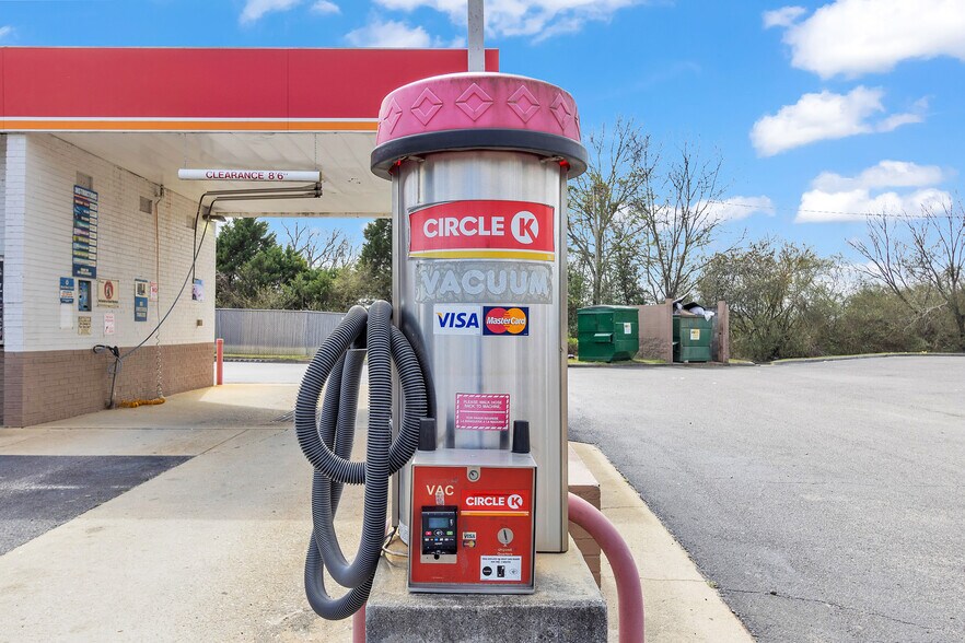 More Photos Of 206 Railroad Ave E, Wagener Freestanding For Sale