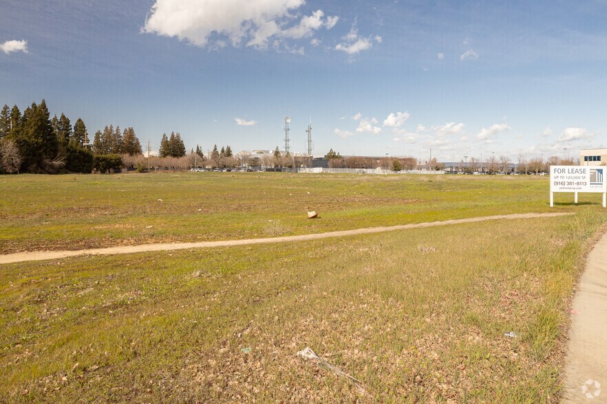 More Photos Of 10391 Peter a McCuen Blvd, Mather Manufacturing For Lease