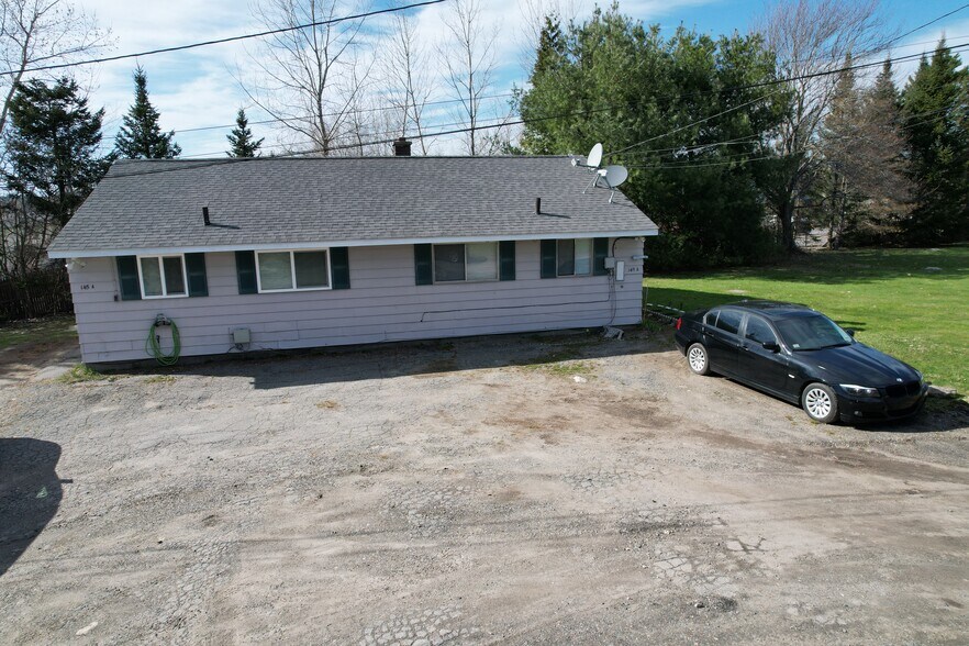 More Photos Of 141 Park Hill Ave, Millbury Apartments For Sale