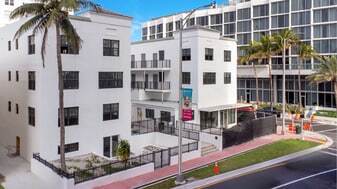 Primary Photo Of 2814 Collins Ave, Miami Beach Apartments For Lease