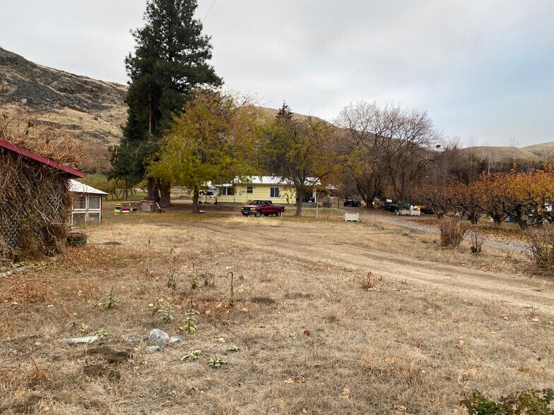 More Photos Of 53 WA-153, Pateros Land For Sale