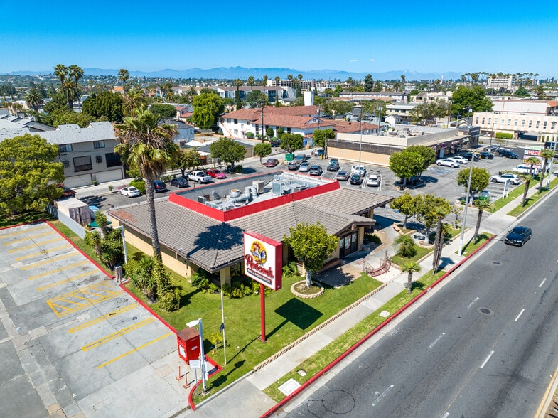 More Photos Of 605-619 W Manchester Blvd, Inglewood Unknown For Lease