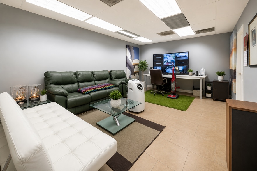 More Photos Of 6575 Nova Dr, Fort Lauderdale Warehouse For Sale