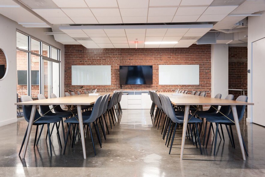 More Photos Of 915 F St NW, Washington Loft Creative Space For Lease