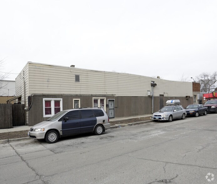 More Photos Of 2701 W 47th St, Chicago Coworking Space