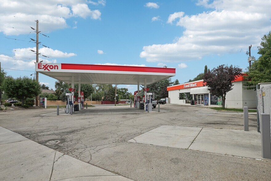 More Photos Of 2995 E Fort Union Blvd, Salt Lake City General Retail For Sale