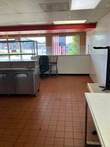 More Photos Of 2110 W 5th St, Plainview Restaurant For Sale