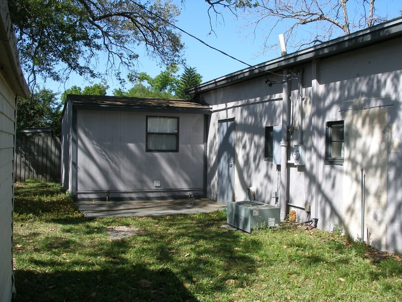 More Photos Of 9316 1st Ave, Orlando Office For Sale