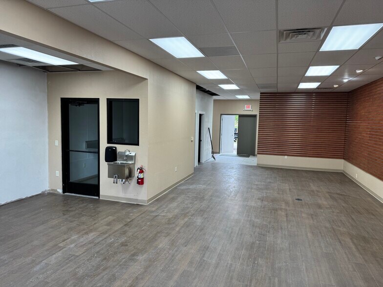More Photos Of 200 Golfview Rd, Cecil Storefront Retail Office For Lease