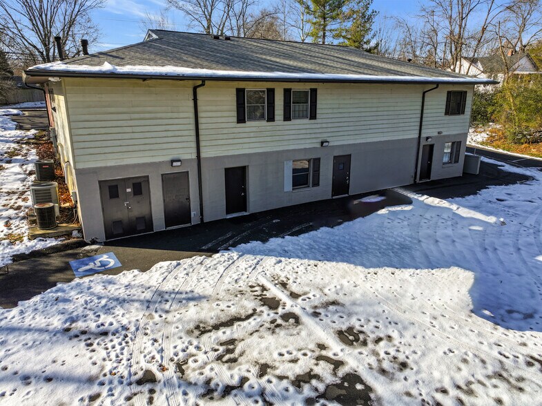 More Photos Of 1502 Featherstone Rd, Woodbridge Medical For Sale