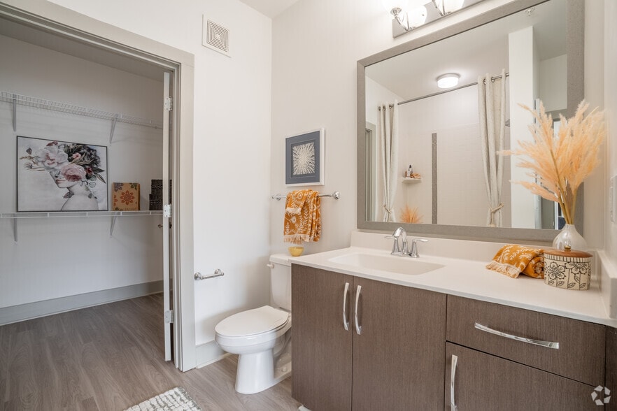More Photos Of 2800 Old Milton Pky, Alpharetta Unknown For Lease