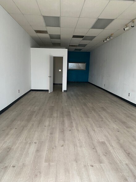 More Photos Of 14760-14772 Bellflower Blvd, Bellflower Unknown For Lease