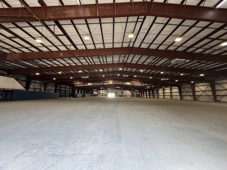 More Photos Of 2706 White Horse Rd, Greenville Warehouse For Sale
