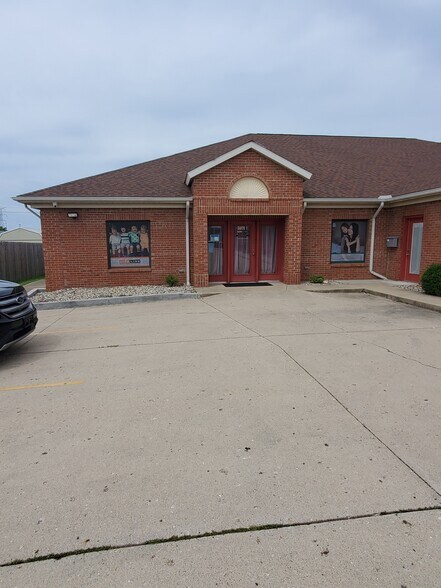 More Photos Of 30 Professional Ct, Lafayette Office For Sale