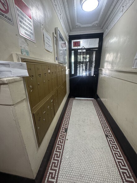 More Photos Of 2406 Lorillard Pl, Bronx Apartments For Sale