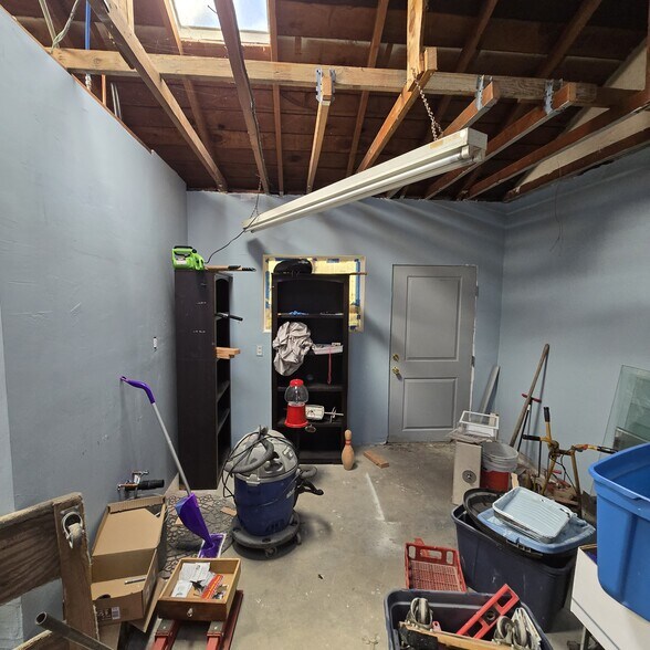 More Photos Of 15709 Bellflower Blvd, Bellflower General Retail For Sale