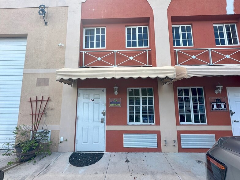 More Photos Of 12209 NW 106th Ct, Miami Warehouse For Sale