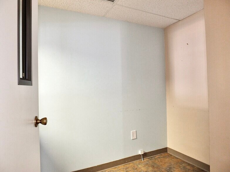 More Photos Of 830 Atlantic Ave, Long Beach Medical For Sale