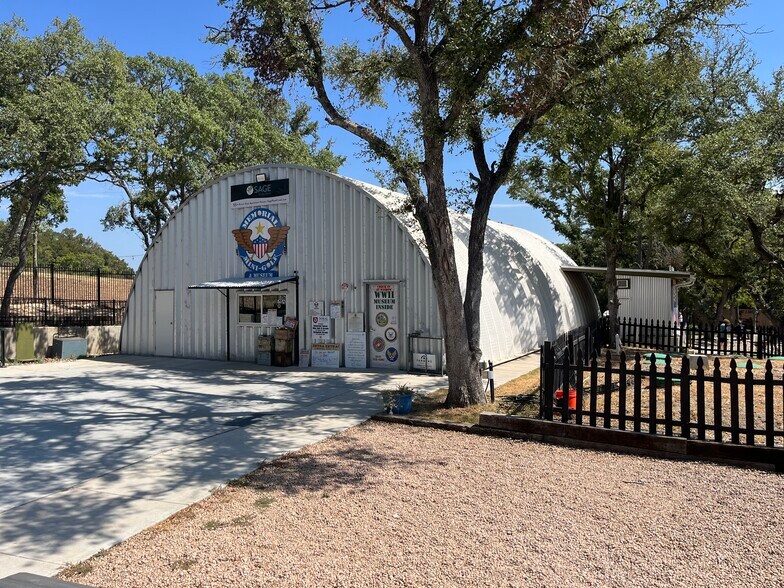 More Photos Of 1710 N FM 1626, Buda Golf Course Driving Range For Sale