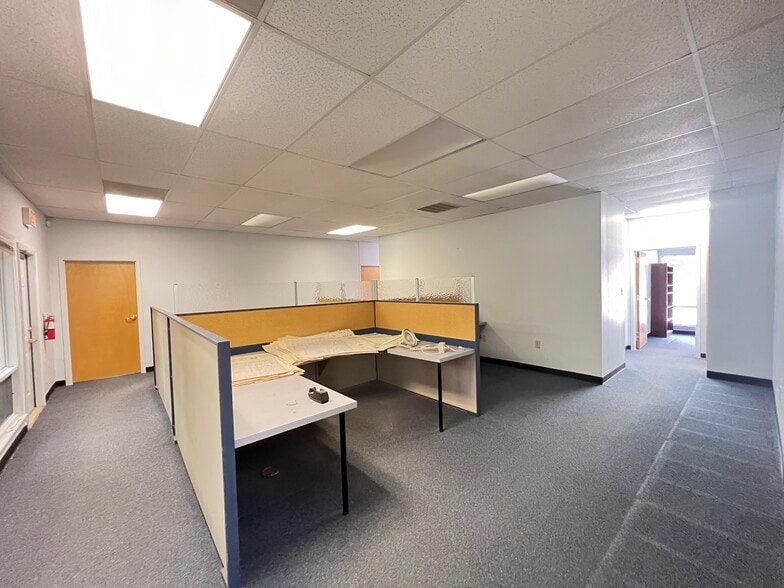 More Photos Of 3715 University Dr, Durham Medical For Lease