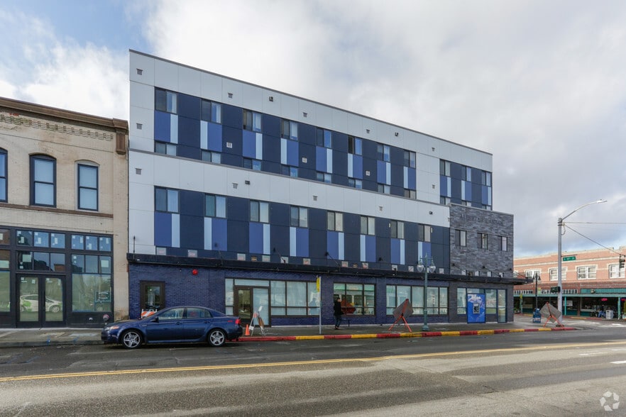 More Photos Of 1114 S 11th St, Tacoma Apartments For Lease