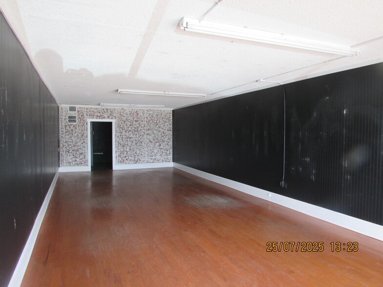 Primary Photo Of 12691-12695 Mcgregor Blvd, Fort Myers Unknown For Lease