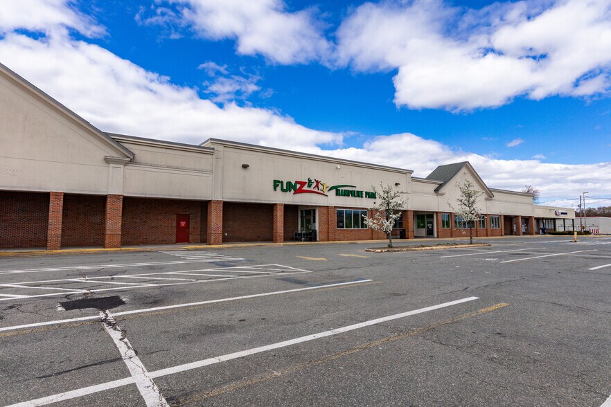 More Photos Of 846 N Main St, Brockton Unknown For Lease