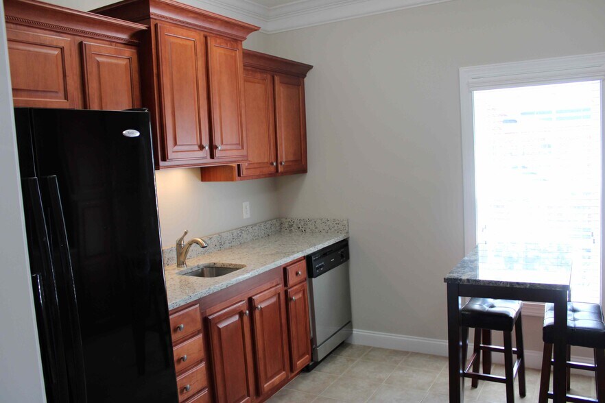 More Photos Of 8321 Six Forks Rd, Raleigh Office For Lease