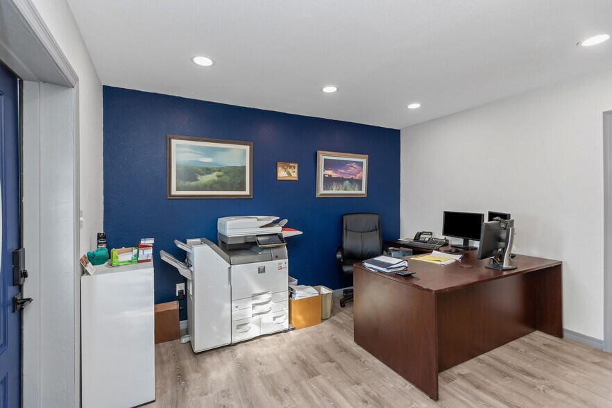 More Photos Of 2645 Sunset Point Rd, Clearwater Freestanding For Lease