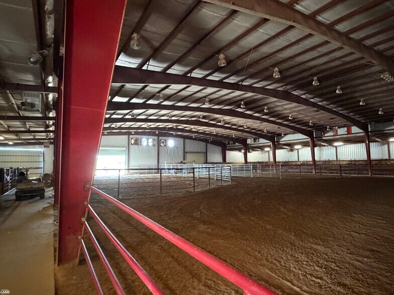 More Photos Of 145 Arena Dr, Cleveland Warehouse For Sale