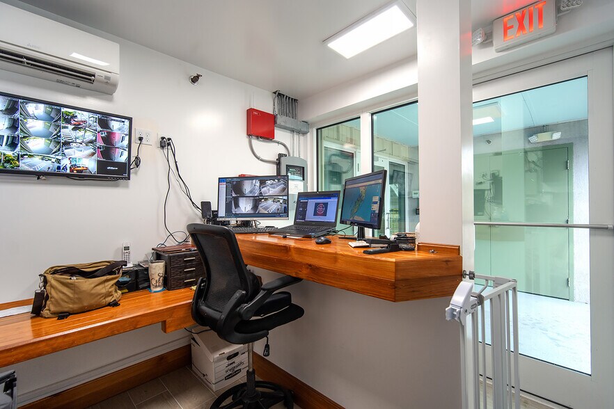 More Photos Of 323 Overseas Hwy, Key West Industrial For Sale
