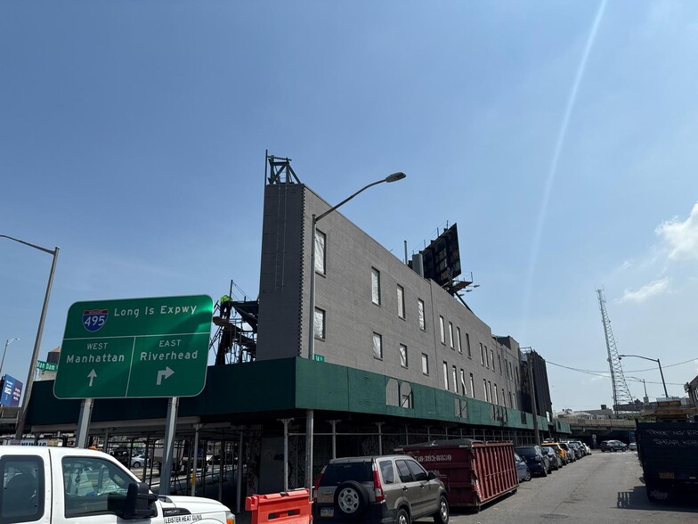 Primary Photo Of 51-03 Van Dam St, Long Island City Warehouse For Lease